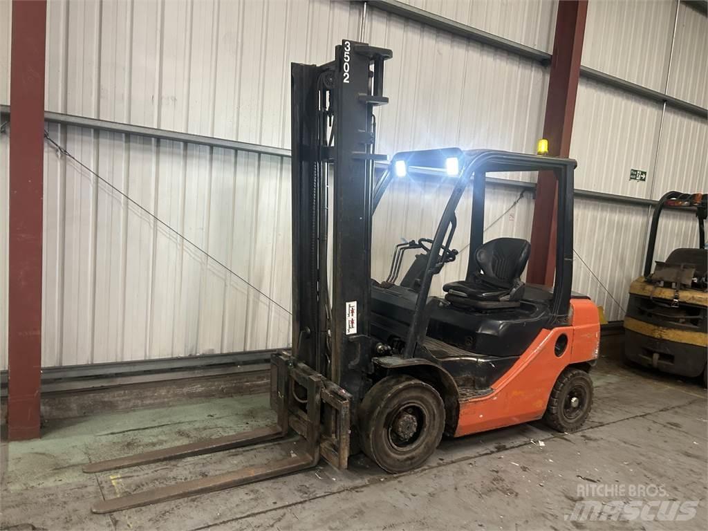 Toyota 02-8FDF25 Dieselmotviktstruckar