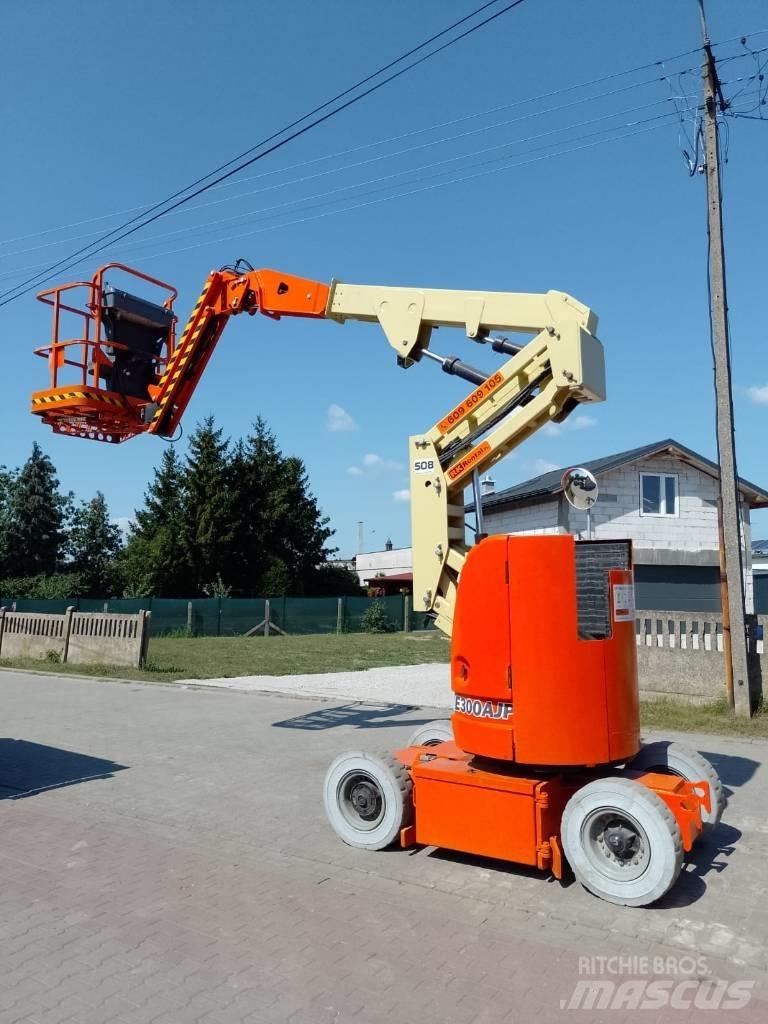 JLG E 300 AJP Bomliftar