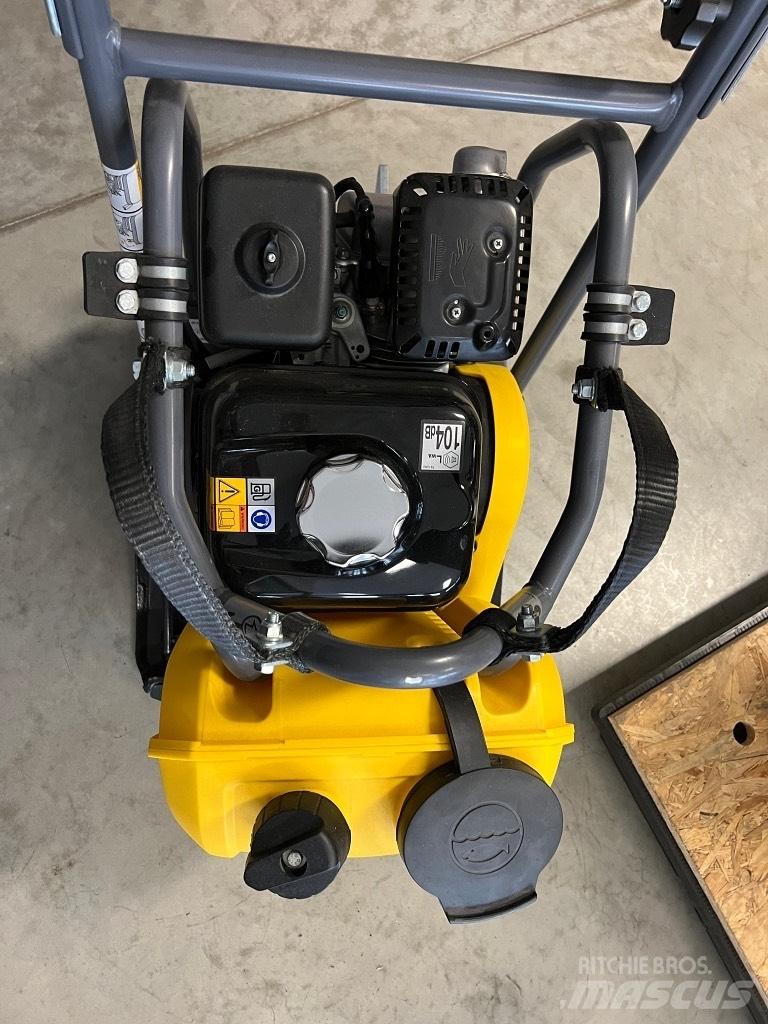 ATLAS COPCO LF57 LAT Jordkompaktorer