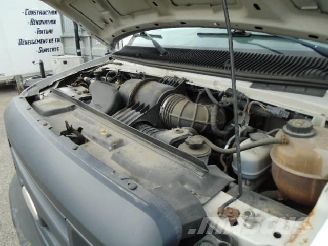 Ford E 350 Lätta skåpbilar