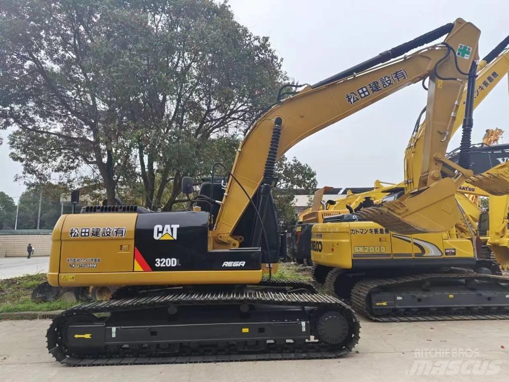 CAT 320 D L Bandgrävare