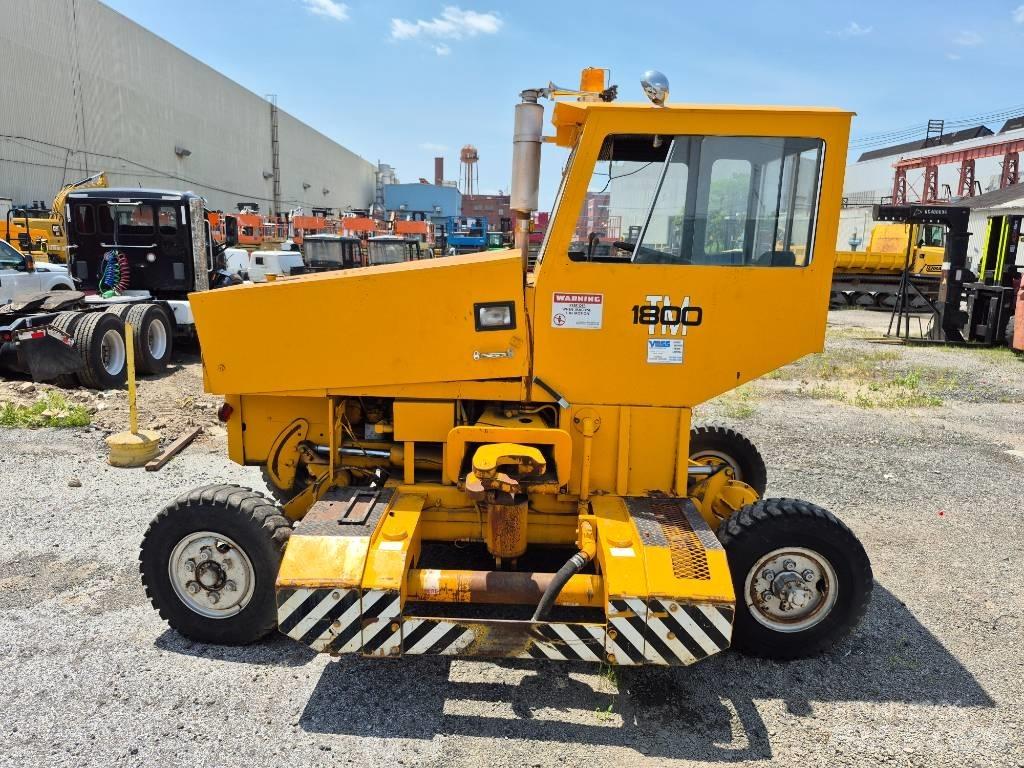  Trackmobile 1800 Redskapsbärare
