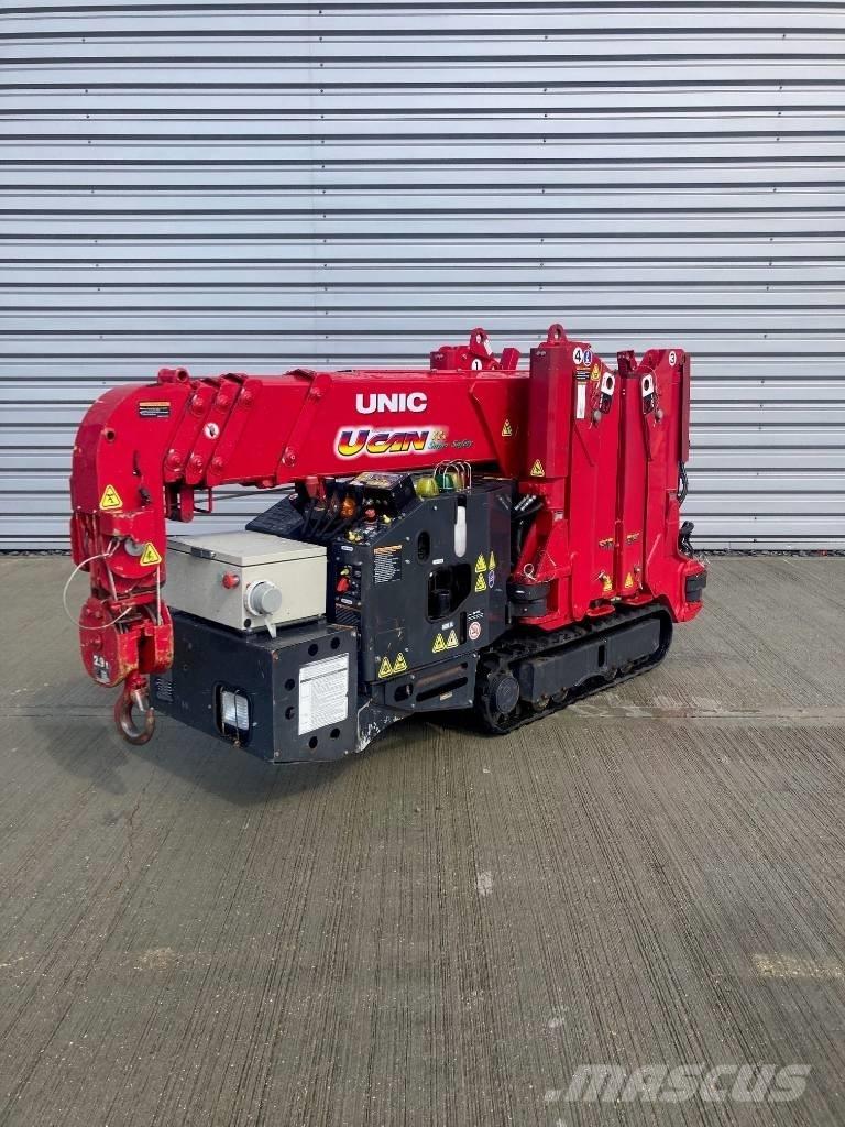 Unic URW-295 Minikranar