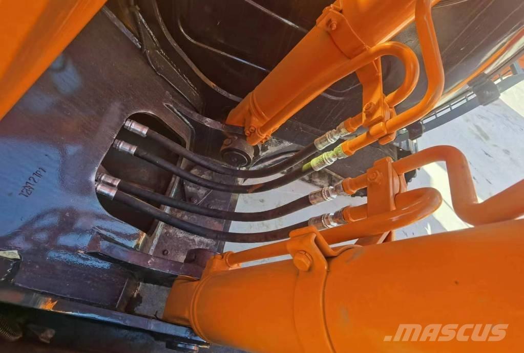 Hitachi ZX 120 Bandgrävare