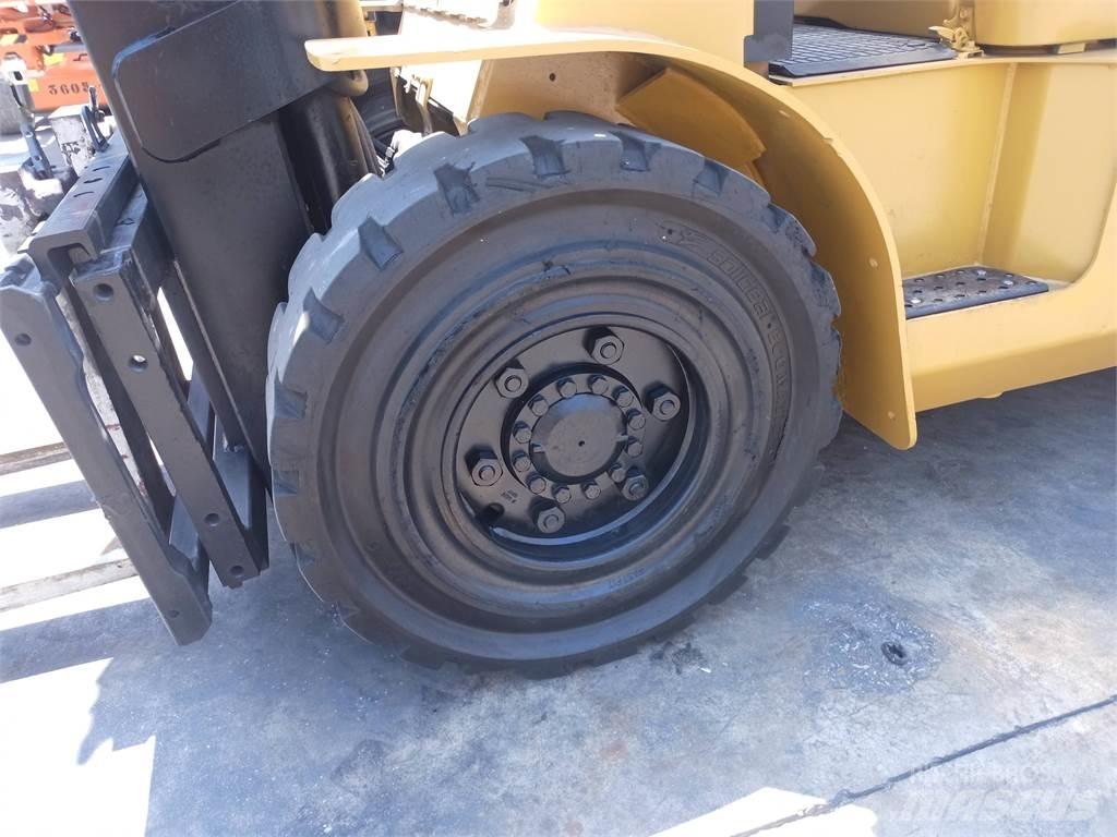 CAT DP45K Dieselmotviktstruckar