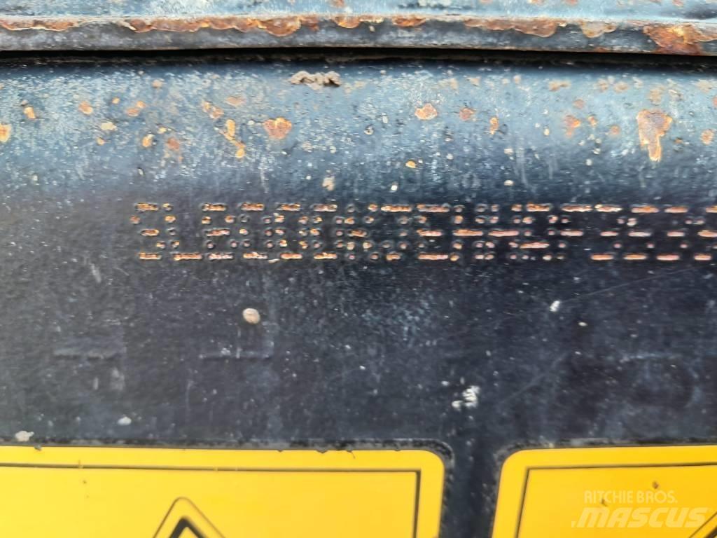 JCB 3TST Midjestyrd dumper