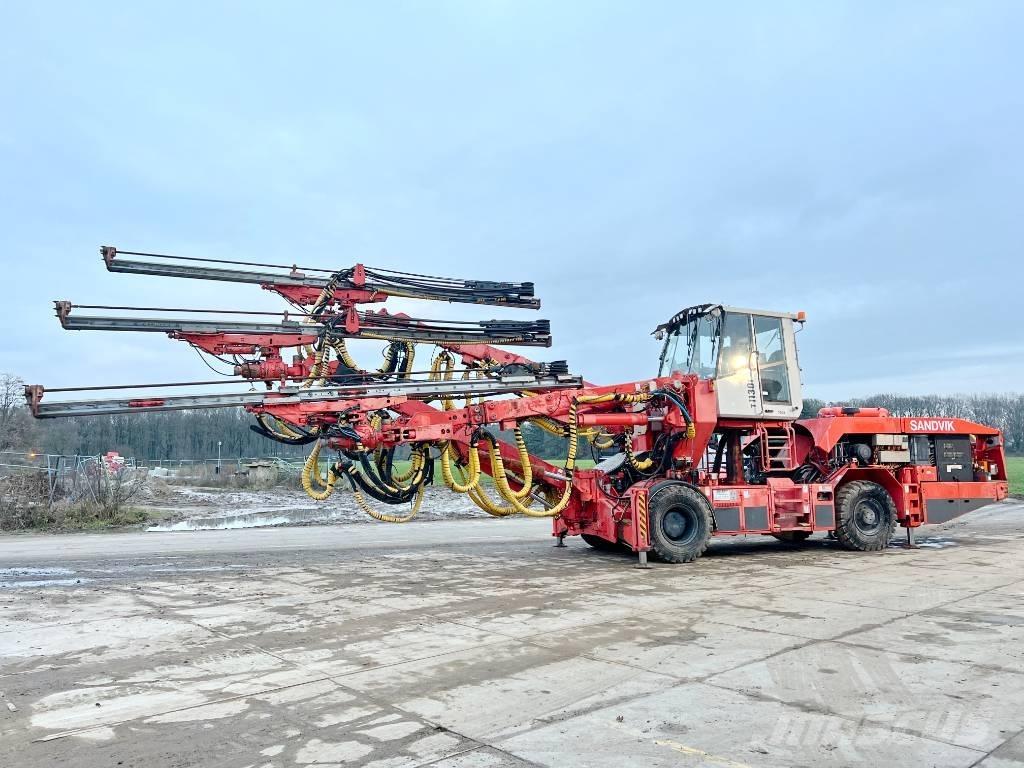 Sandvik DT1130i Tunnel- och underjordiska gruvborrar