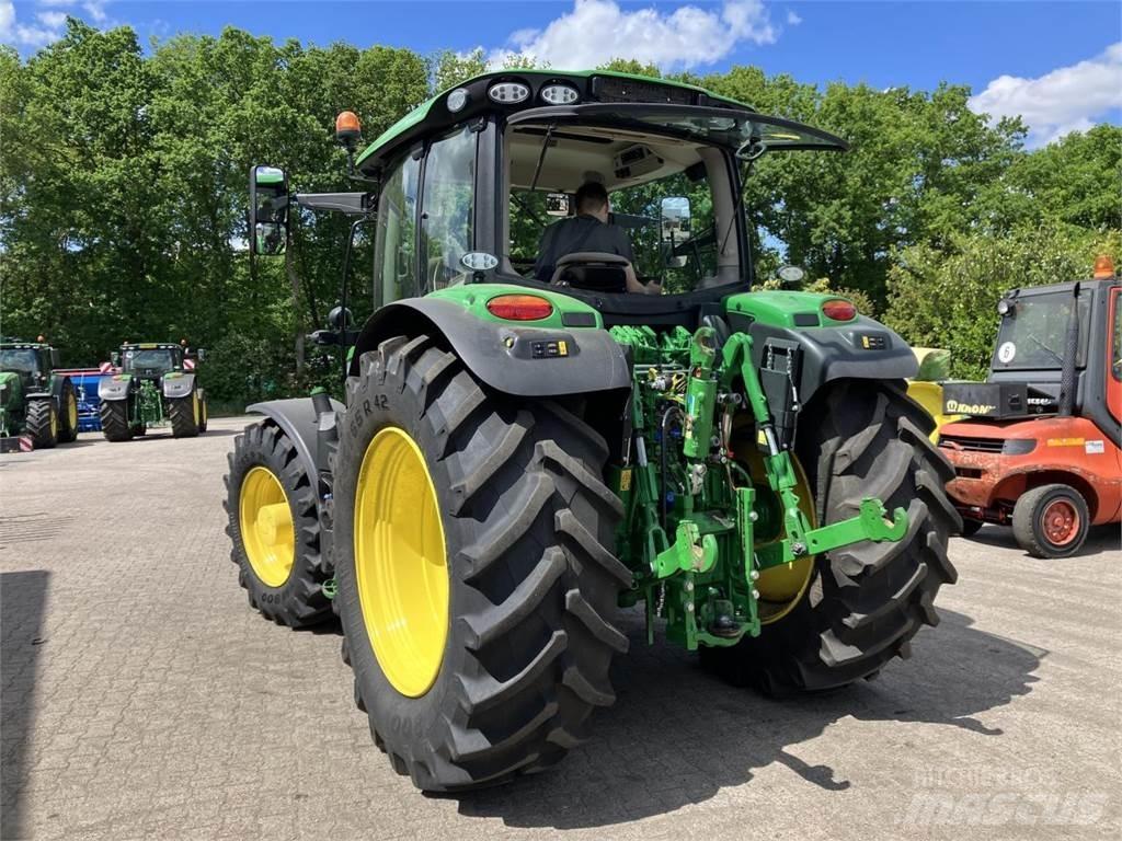 John Deere 6155R Traktorer