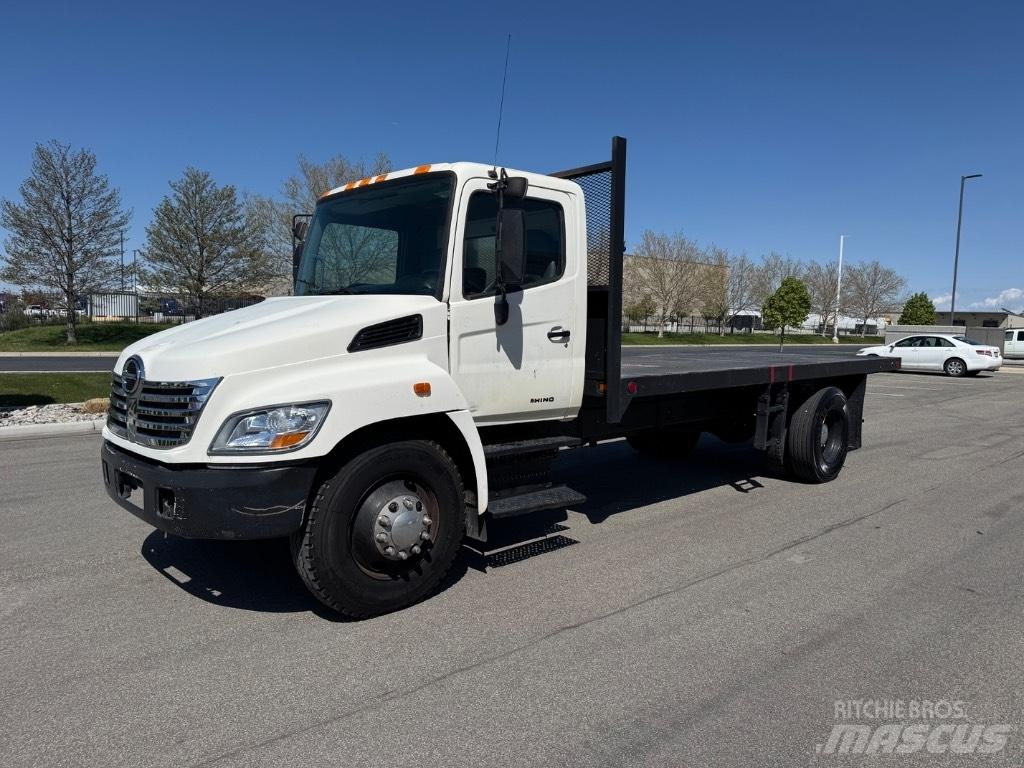 Hino 268 Flakbilar