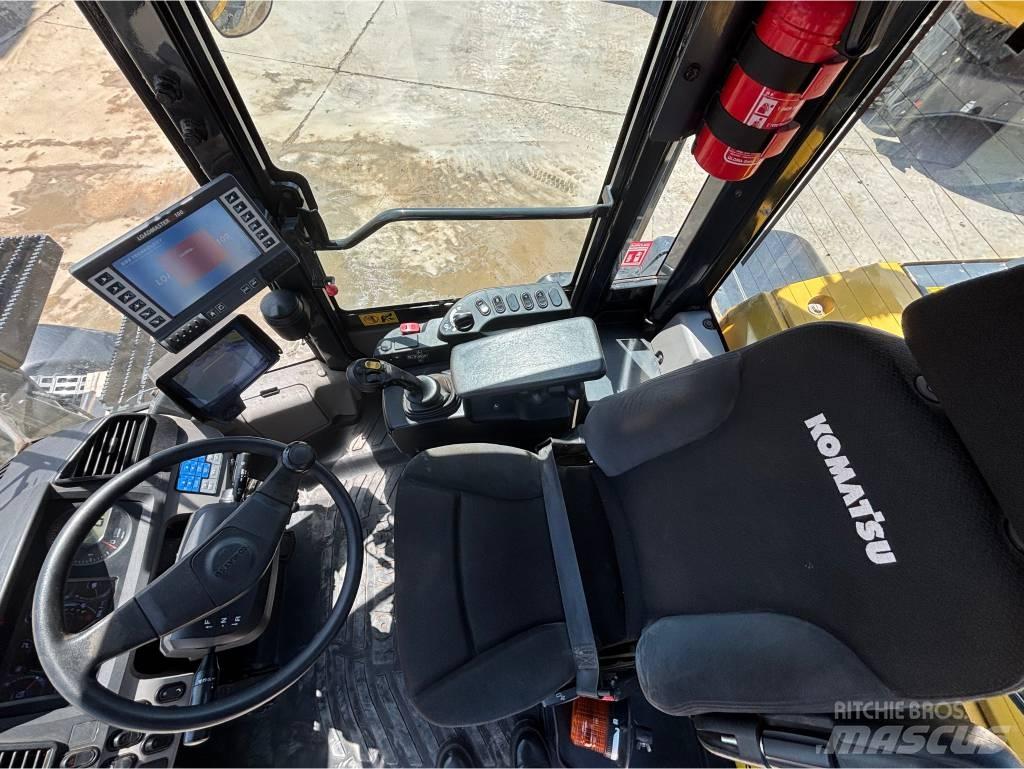 Komatsu WA270-8E0 Hjullastare
