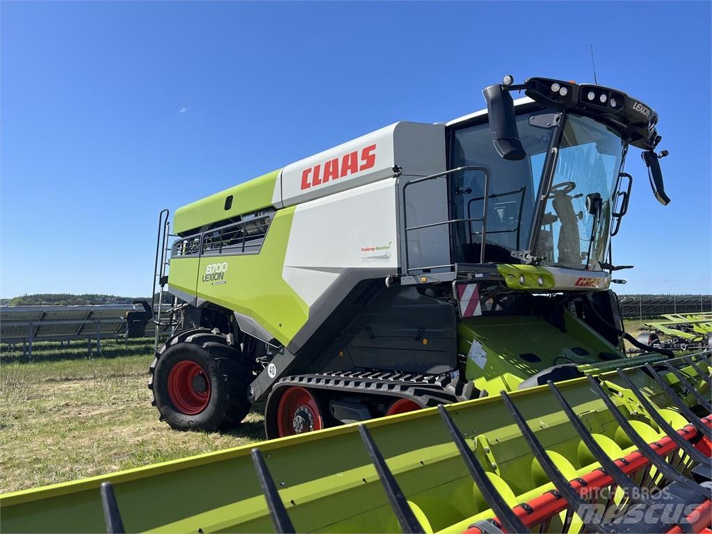 CLAAS Lexion 8700TT Skördetröskor