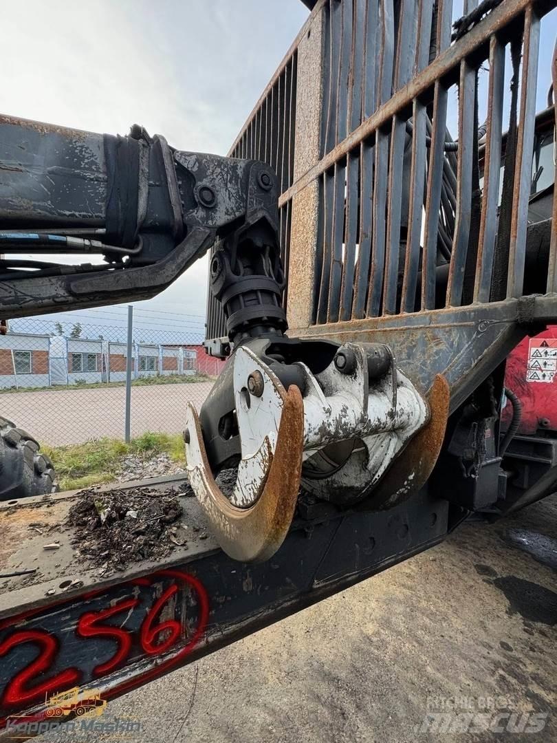 Valmet 890.3 Skotare