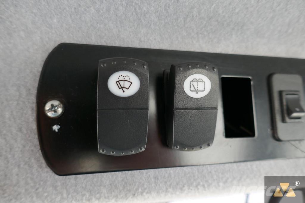 CAT CB13 Tvåvalsvältar