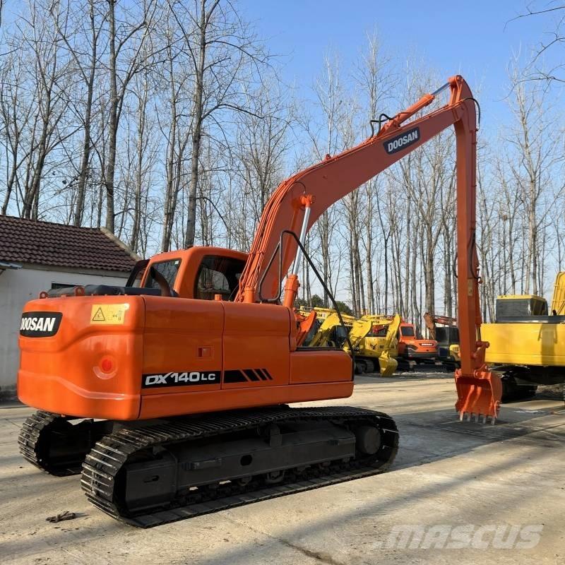 Doosan DX 140 Midigrävmaskiner 7t - 12t
