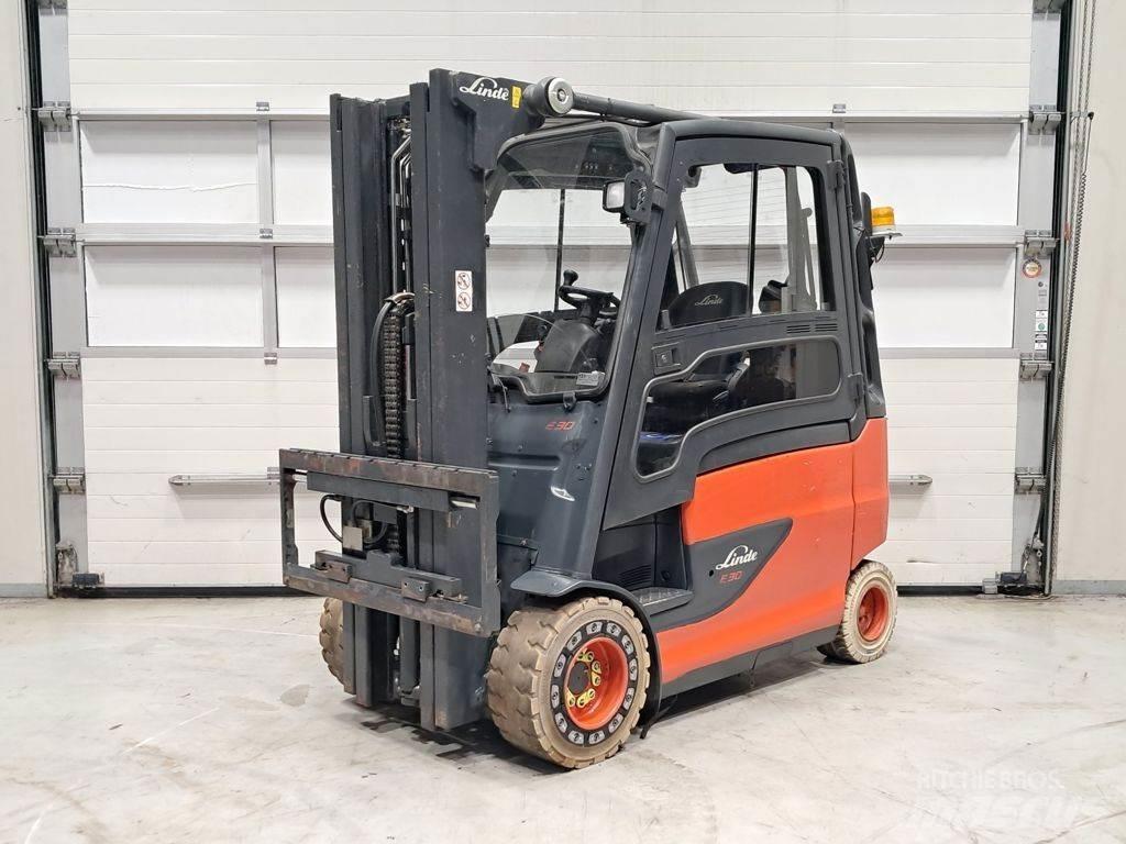 Linde E30HL-01/600 Elmotviktstruckar