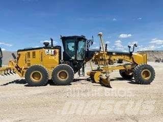 CAT 16 Väghyvlar