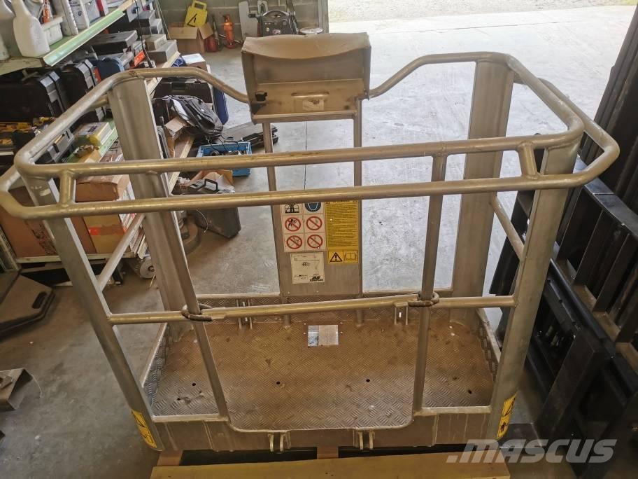 JLG X 20 J Bommar och stickor