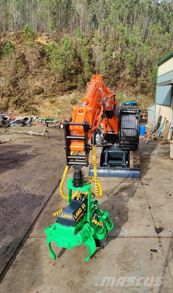 Hitachi ZX 210 Bandgrävare