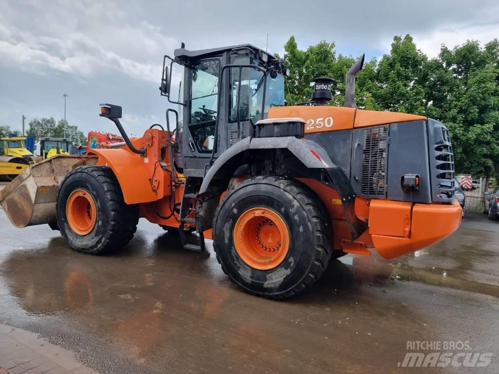 Hitachi ZW 250 Hjullastare