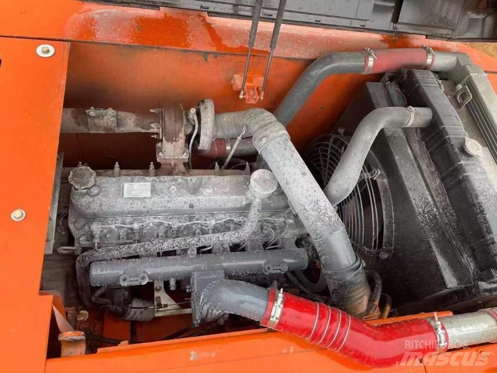 Doosan 225-7 Bandgrävare