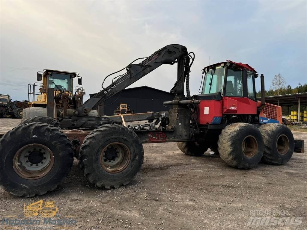 Valmet 890.2 Skotare