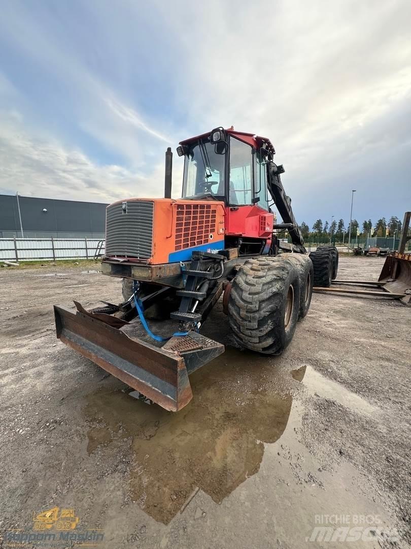 Valmet 890.2 Skotare
