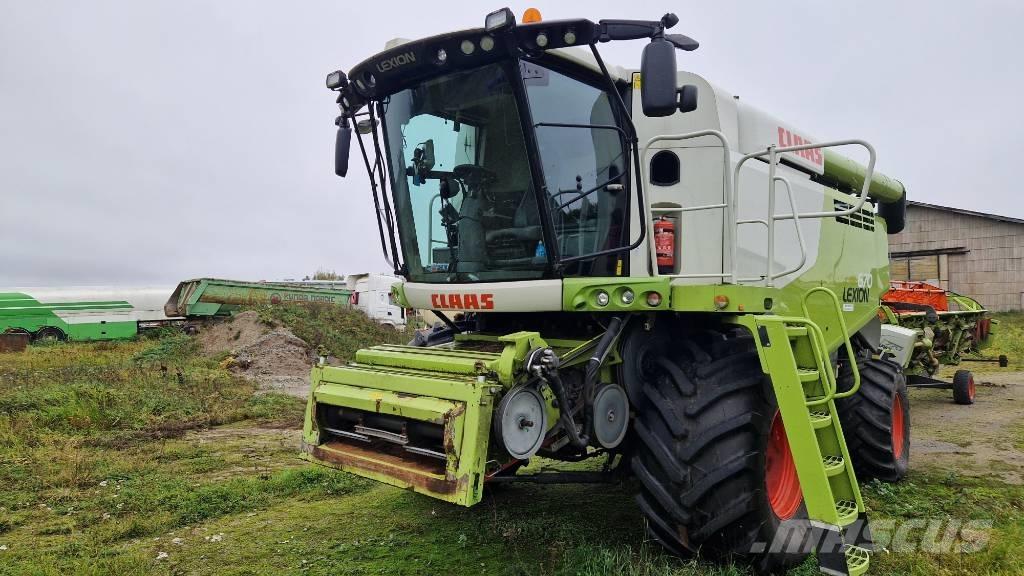 CLAAS Lexion 670 Skördetröskor