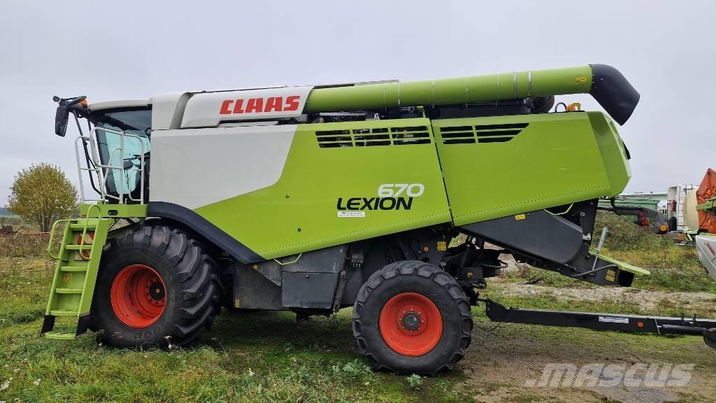 CLAAS Lexion 670 Skördetröskor