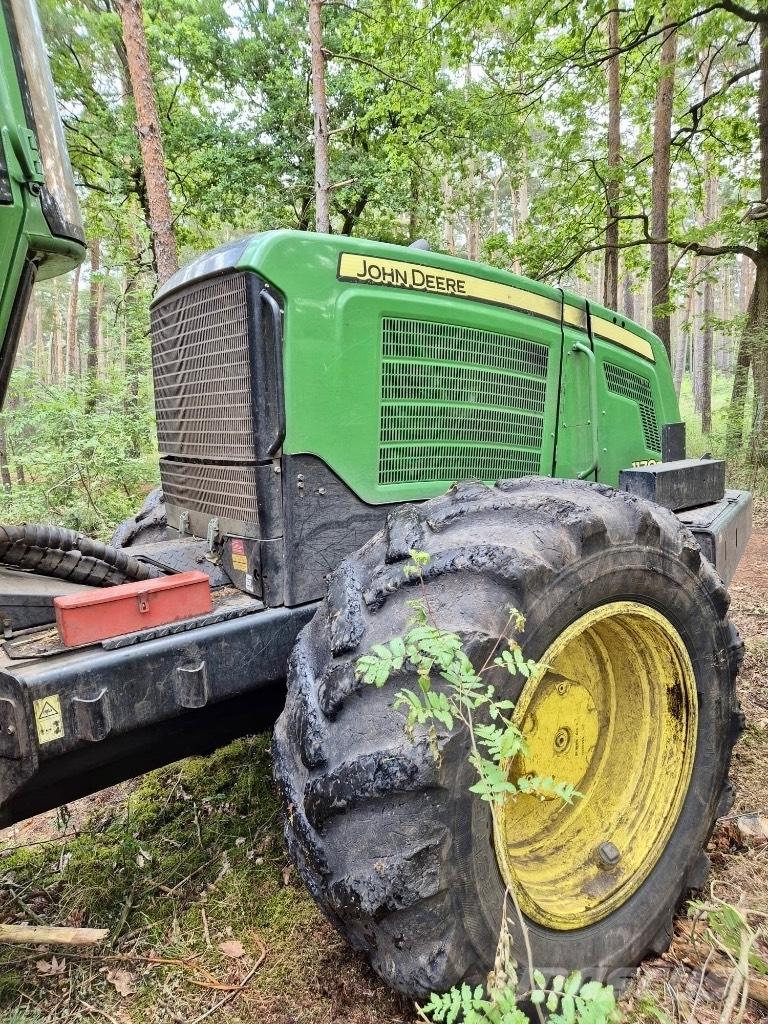 John Deere 1170 E Skördare