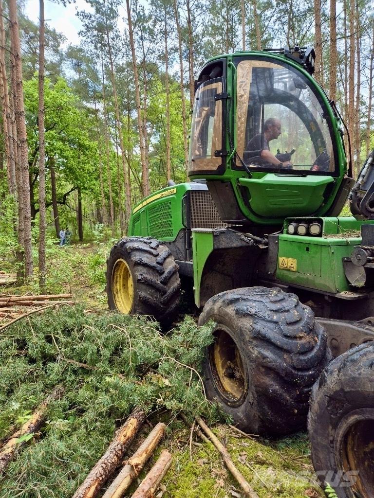 John Deere 1170 E Skördare