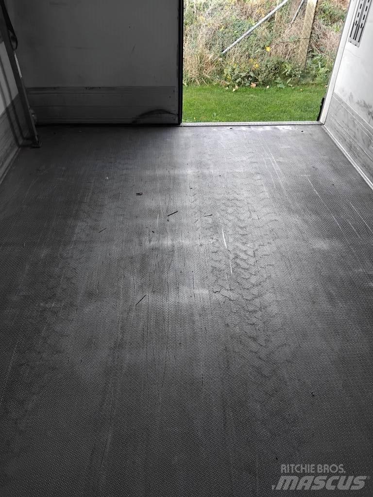 Schmitz Cargobull Skåptrailer Kyl/Frys/Värme