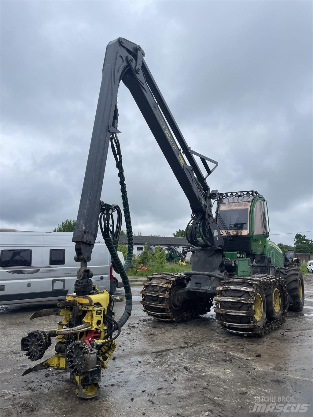 John Deere 1070 G Skördare
