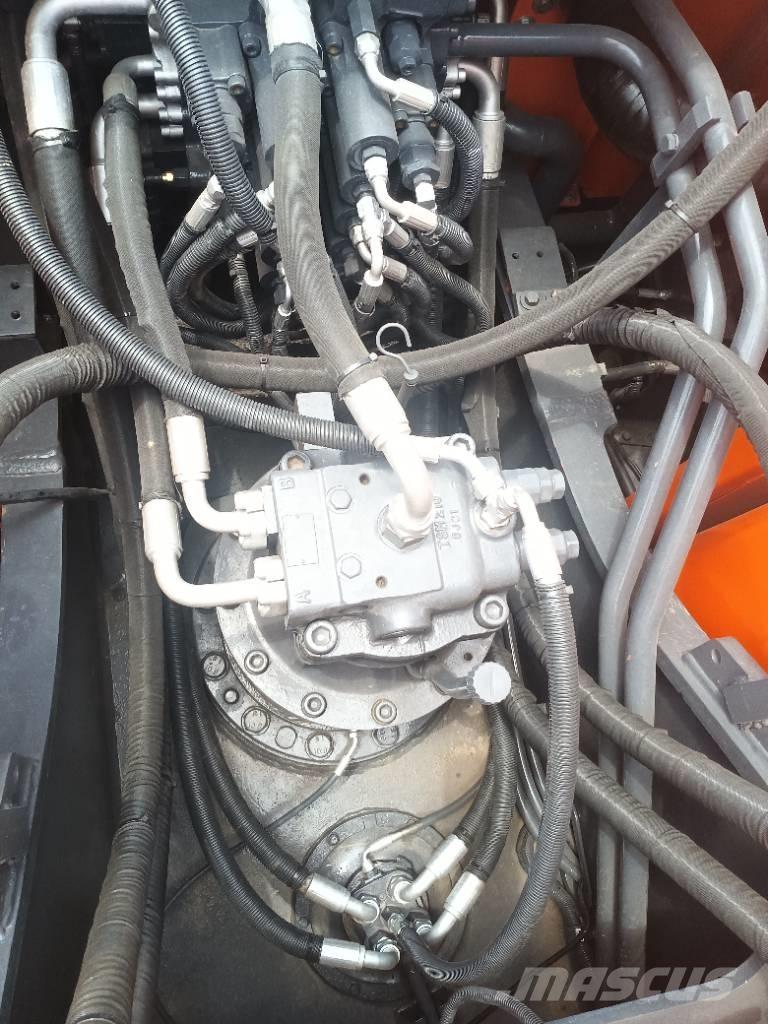 Doosan DX 225LC-9C Bandgrävare