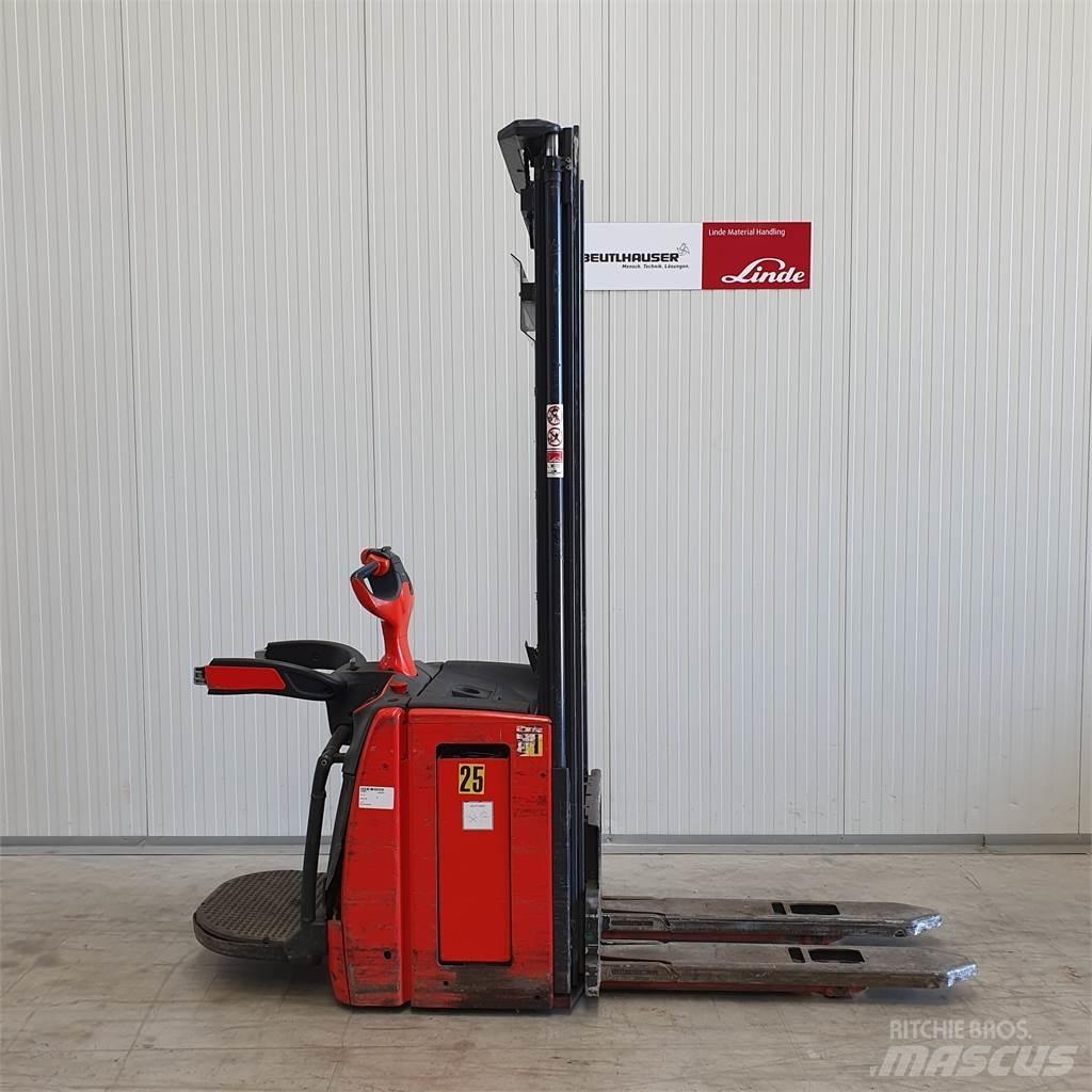 Linde L14AP Staplare-led