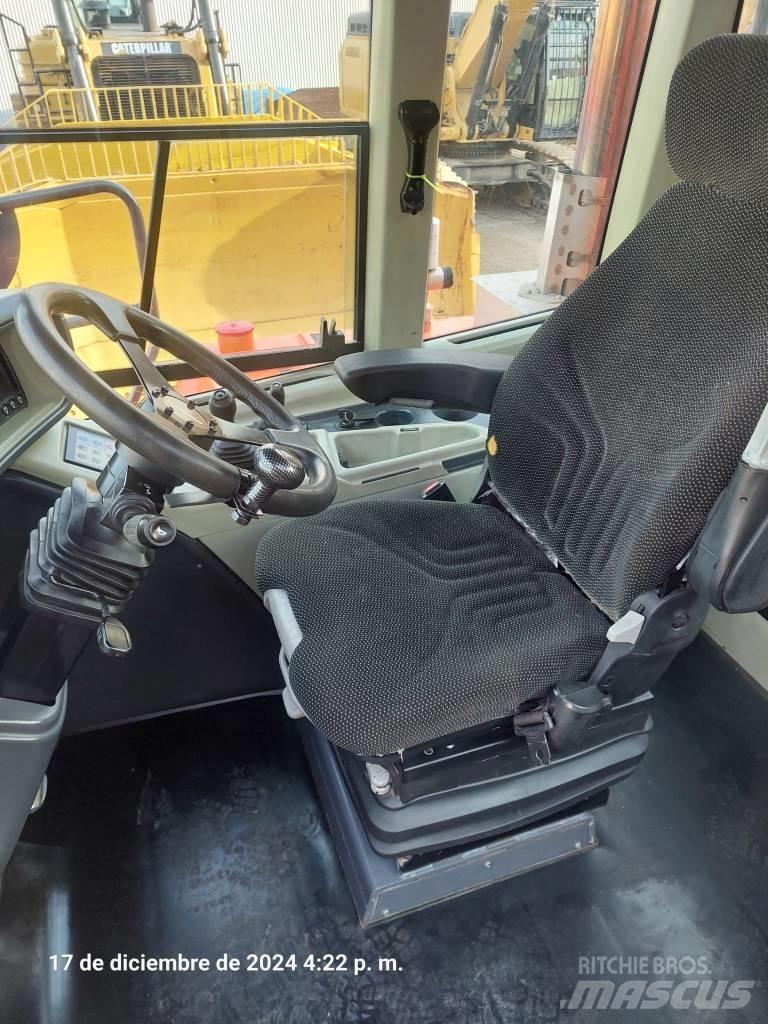 Doosan DA 40 Midjestyrd dumper