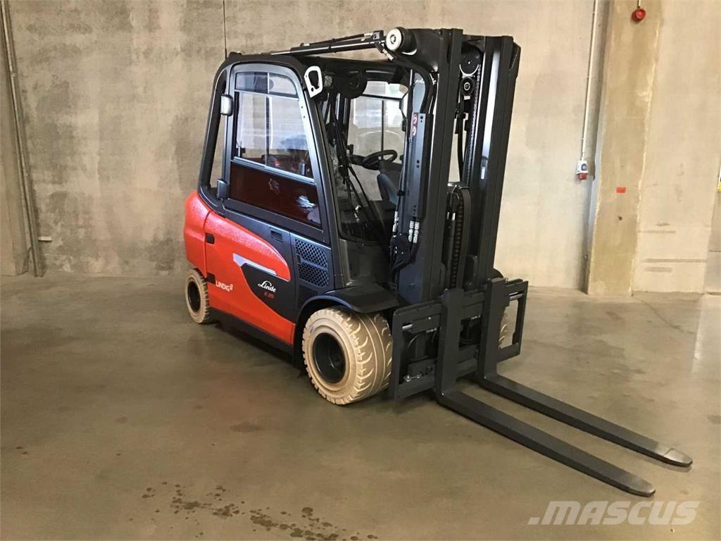 Linde E35L Elmotviktstruckar