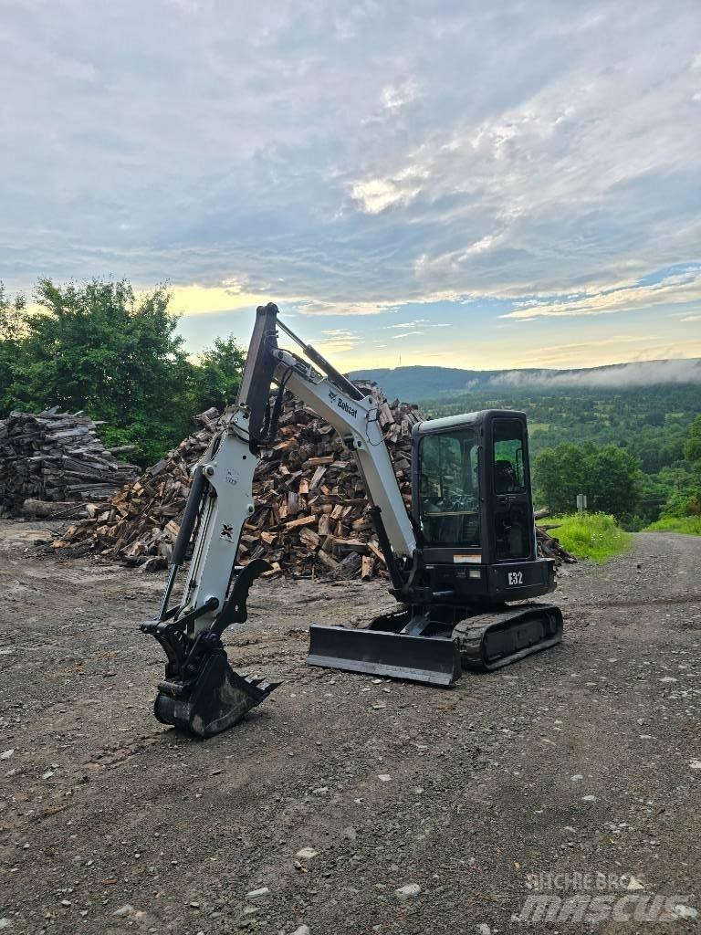 Bobcat E 32 Minigrävare < 7t