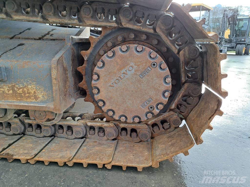 Volvo EC 200 EL Bandgrävare