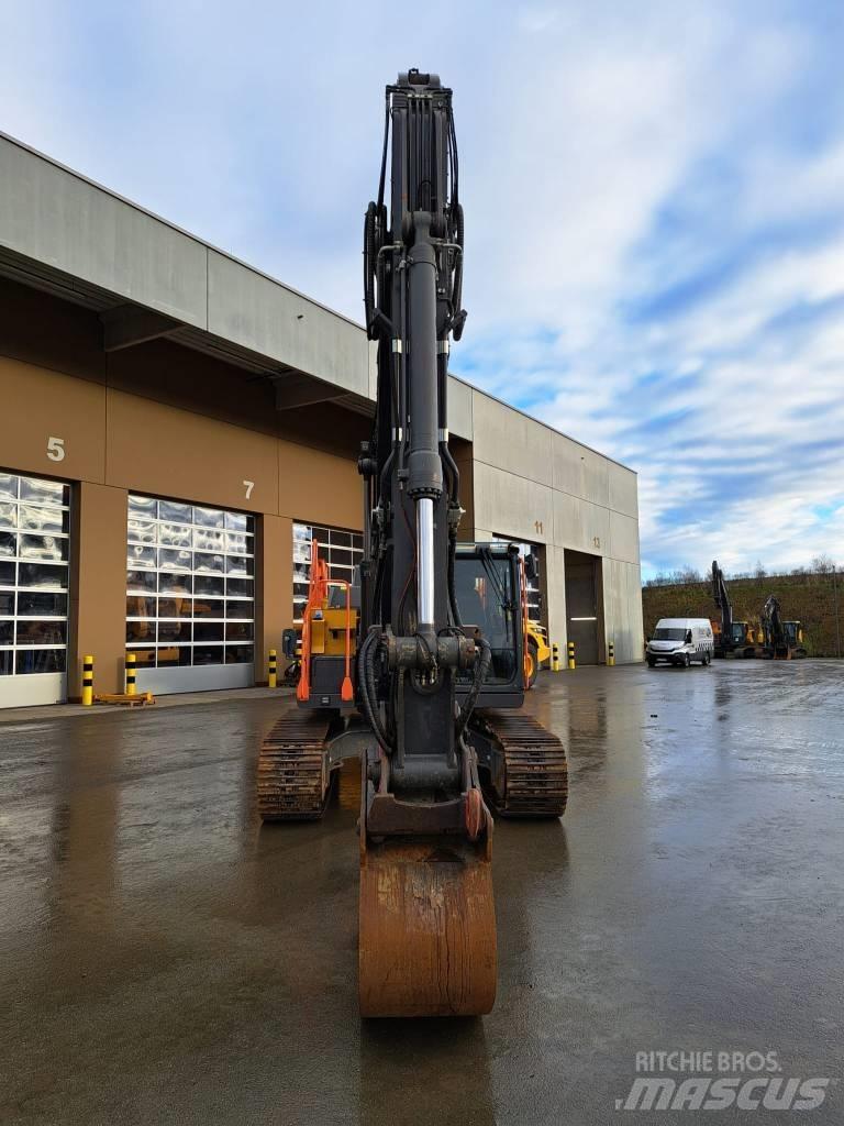 Volvo EC 200 EL Bandgrävare