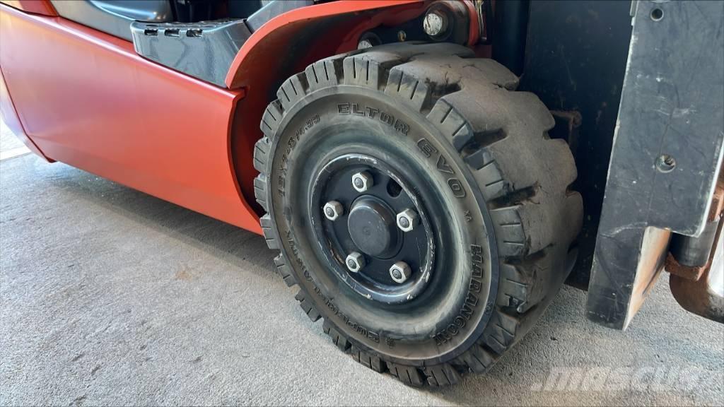 Toyota 8 FBEK 16 T Elmotviktstruckar