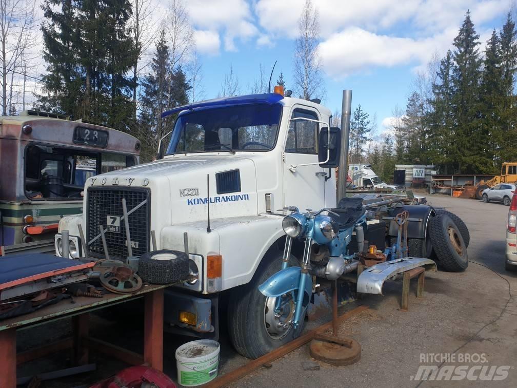 Volvo N7 4X2 Lastväxlare med kabellift