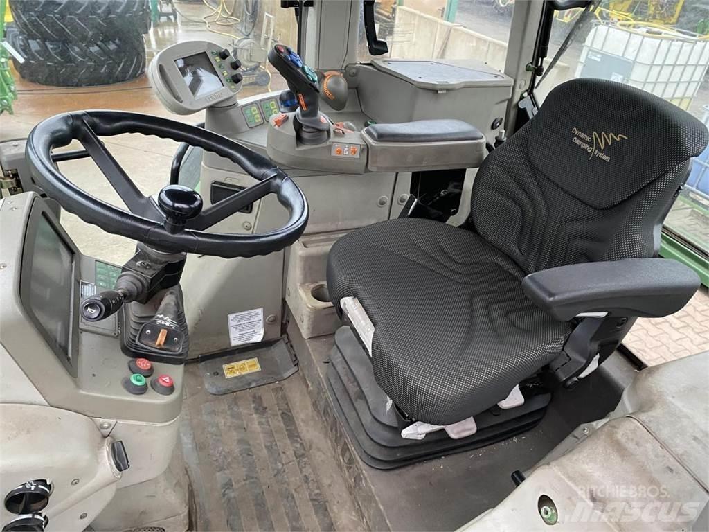 Fendt 820 Traktorer