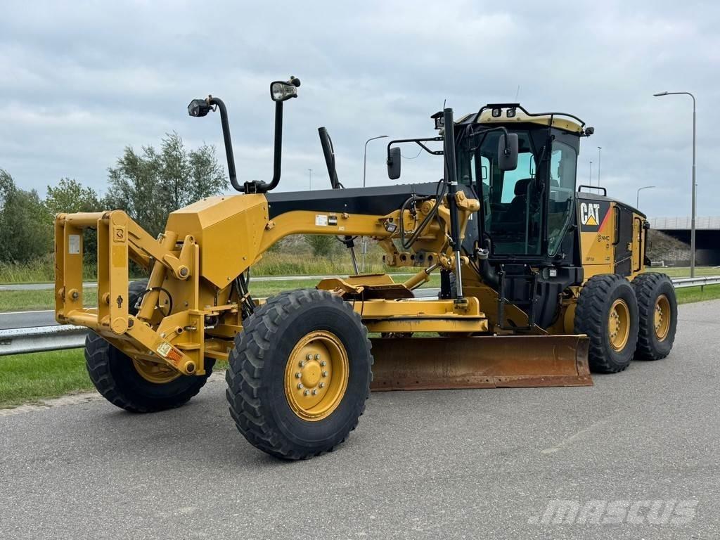 CAT 140M Väghyvlar