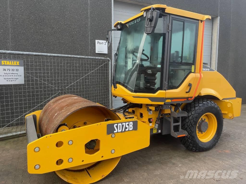 Volvo SD75B Envalsvältar