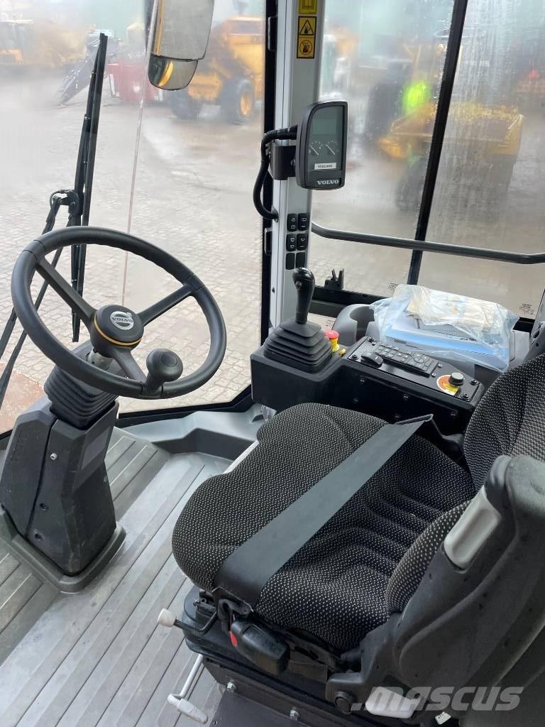 Volvo SD75B Envalsvältar