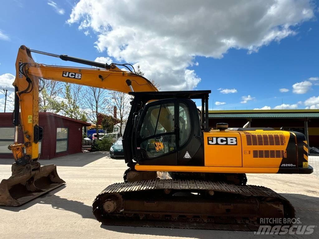 JCB JS 260 LC Bandgrävare