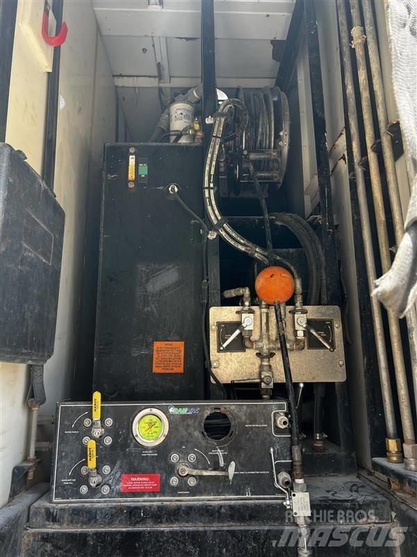 Kenworth T880 Slamsugningsbil