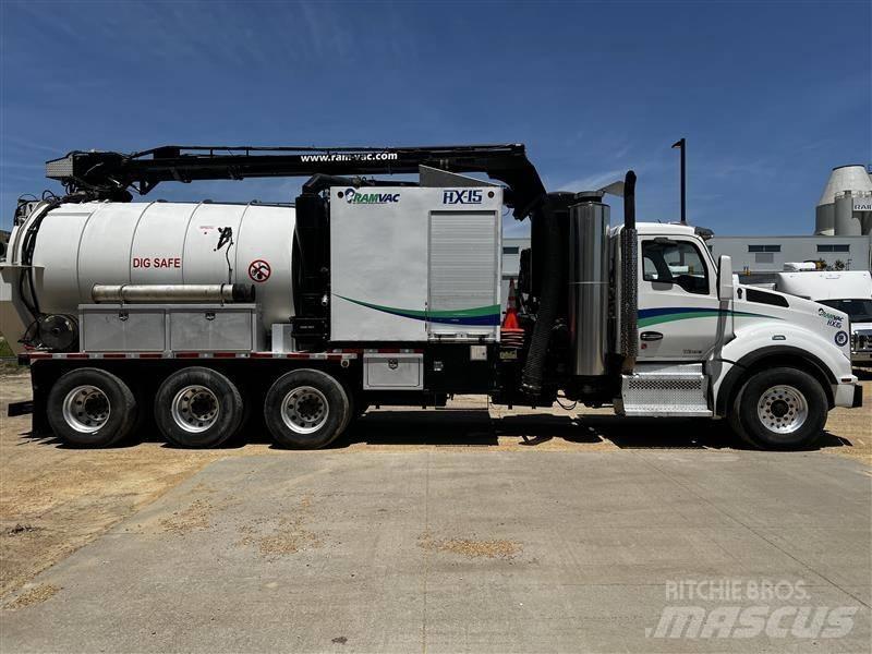 Kenworth T880 Slamsugningsbil