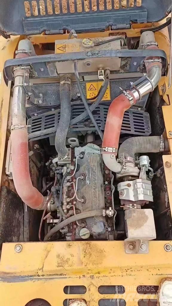 XCMG XE 135 D Bandgrävare