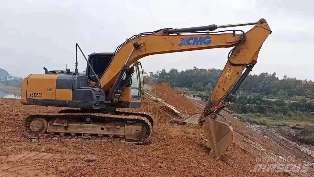 XCMG XE 135 D Bandgrävare